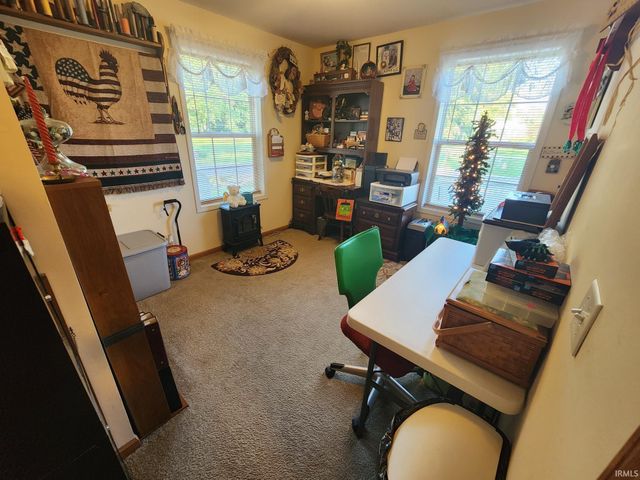 1015 W 4th Street, Bicknell, IN 47512