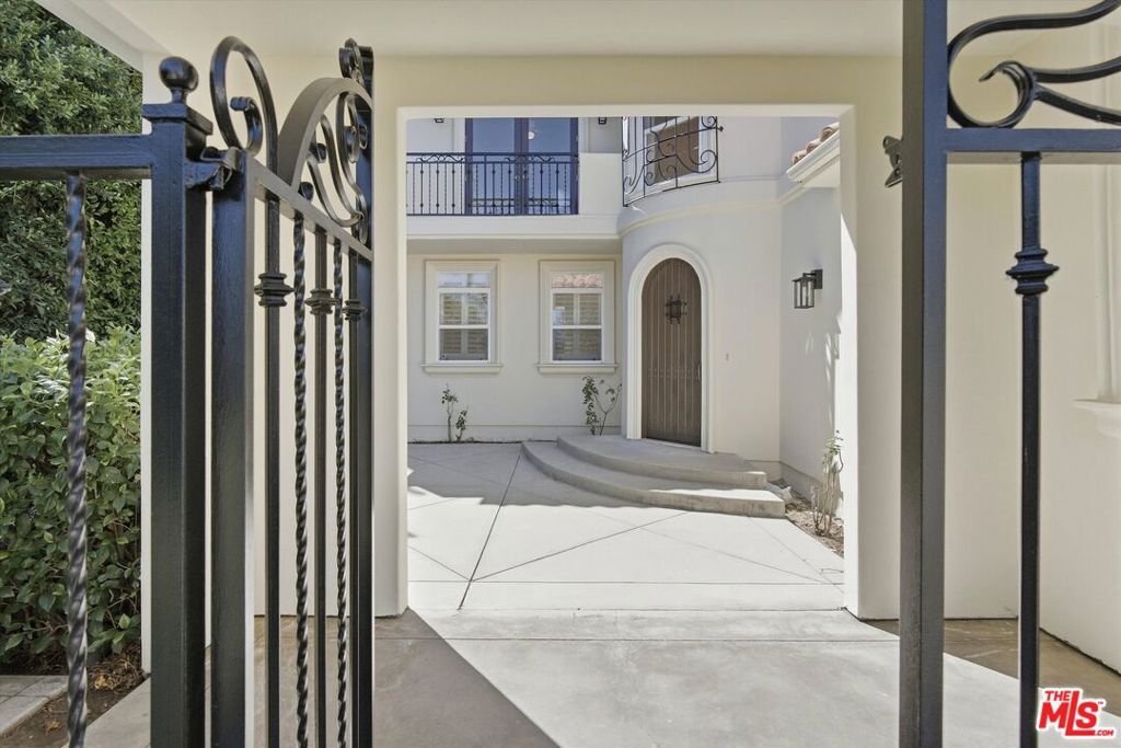 22716 Sylvan Street, Woodland Hills, CA 91367 — photo 4