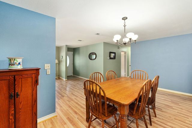 2103 Wildwood Way, Tool, TX 75143
