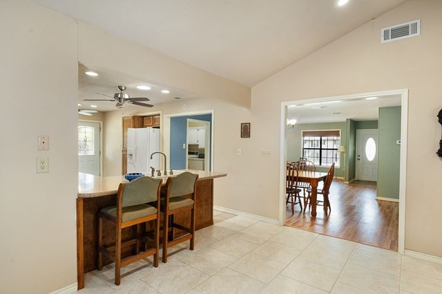 2103 Wildwood Way, Tool, TX 75143