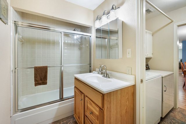 2103 Wildwood Way, Tool, TX 75143