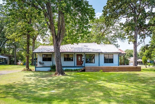2103 Wildwood Way, Tool, TX 75143