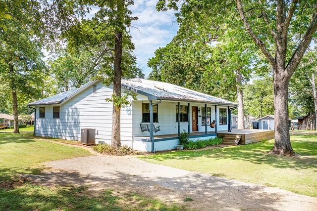 2103 Wildwood Way, Tool, TX 75143