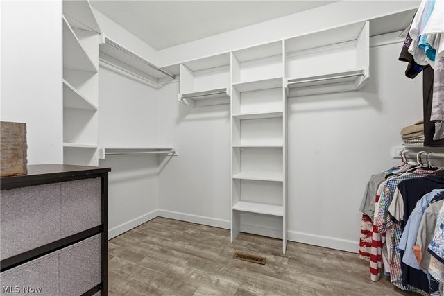 2287 McGinty Road NW, North Canton, OH 44720