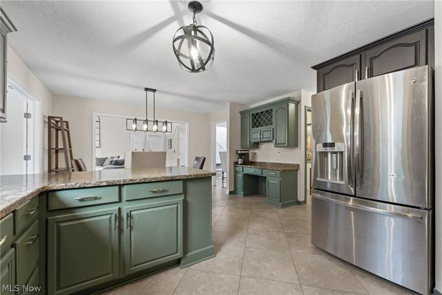 2287 McGinty Road NW, North Canton, OH 44720