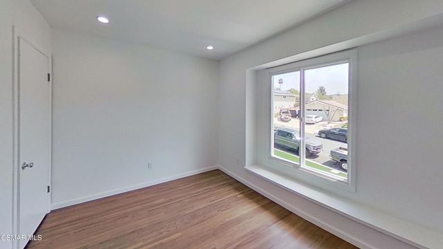 845 La Grange Avenue, Newbury Park, CA 91320