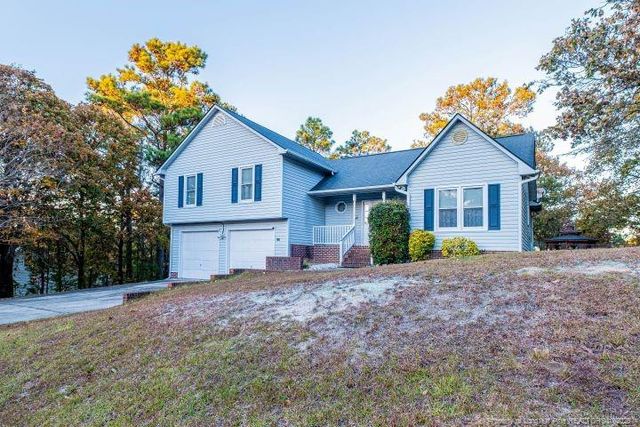 648 Lakeridge Drive, Cameron, NC 28326
