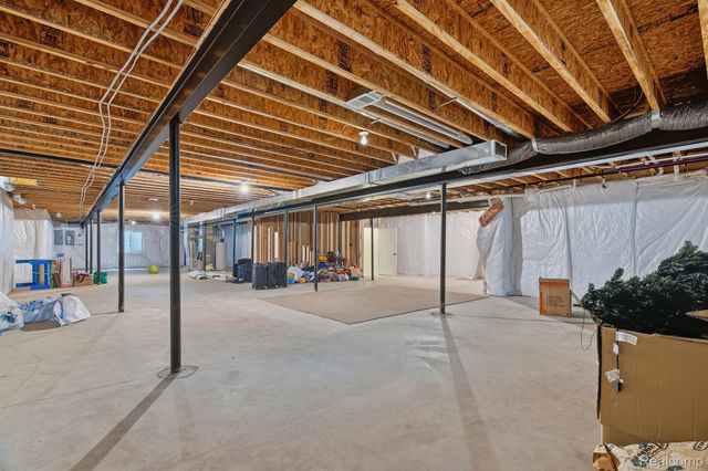 2707 Turtle lake Drive, Bloomfield Charter Township, MI 48302
