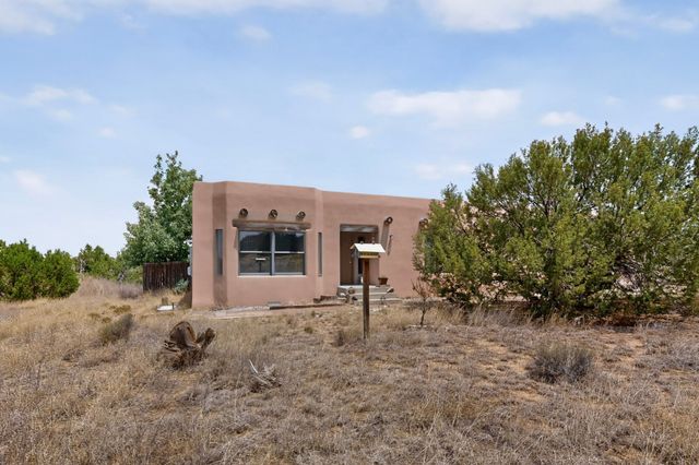 13 Domingo Road, Santa Fe, NM 87508