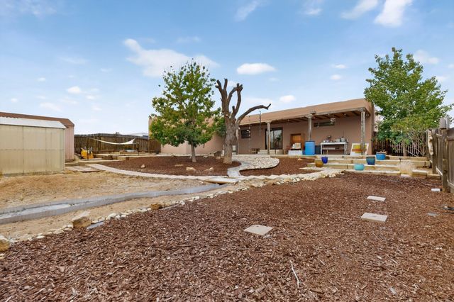 13 Domingo Road, Santa Fe, NM 87508