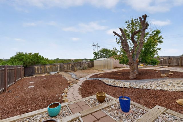 13 Domingo Road, Santa Fe, NM 87508