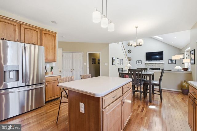 1504 JUDD CT, Herndon, VA 20170