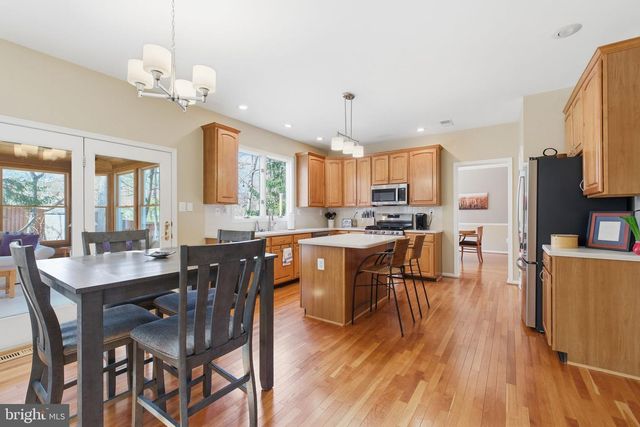 1504 JUDD CT, Herndon, VA 20170