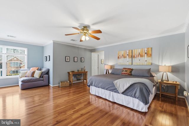 1504 JUDD CT, Herndon, VA 20170