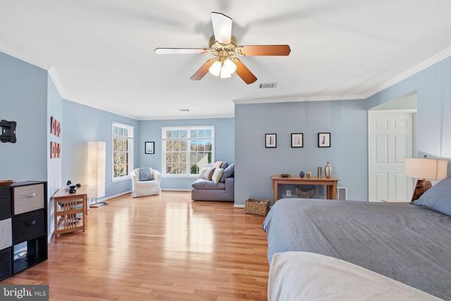 1504 JUDD CT, Herndon, VA 20170