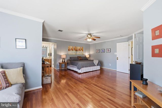 1504 JUDD CT, Herndon, VA 20170