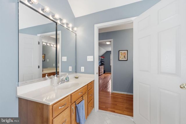 1504 JUDD CT, Herndon, VA 20170