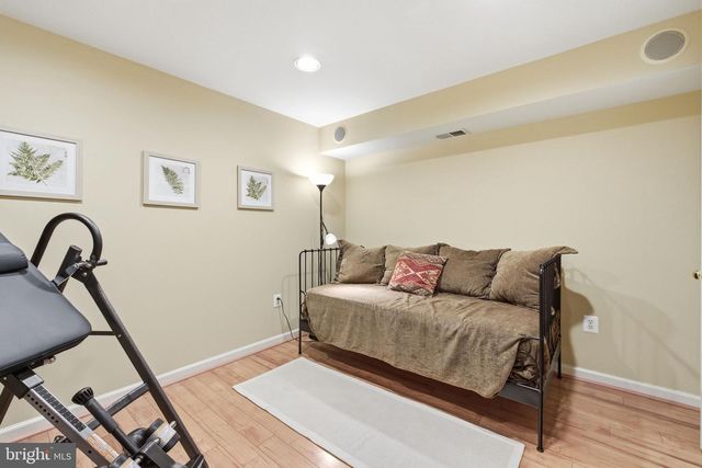 1504 JUDD CT, Herndon, VA 20170