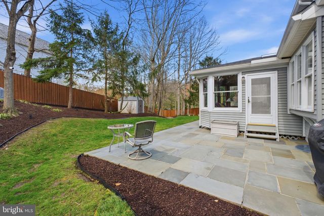 1504 JUDD CT, Herndon, VA 20170