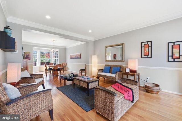 1504 JUDD CT, Herndon, VA 20170