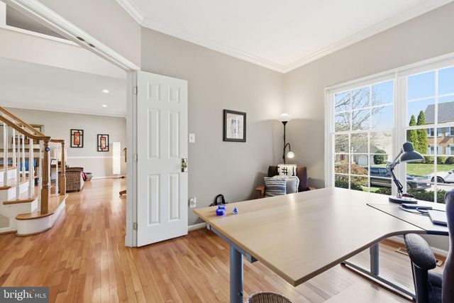 1504 JUDD CT, Herndon, VA 20170