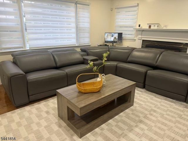 71 Willoughby Rd, Fanwood Boro, NJ 07023