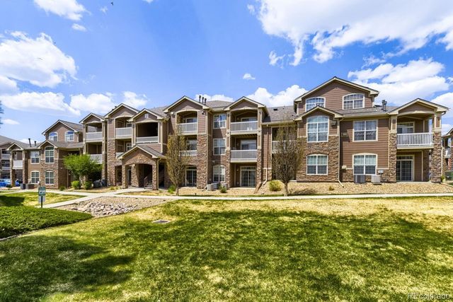 7440 S Blackhawk Street 202, Englewood, CO 80112