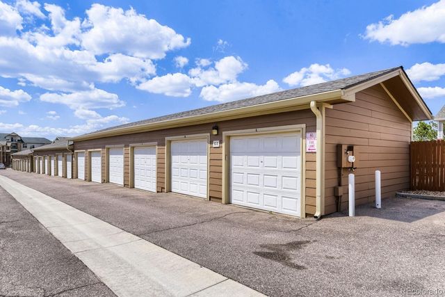 7440 S Blackhawk Street 202, Englewood, CO 80112