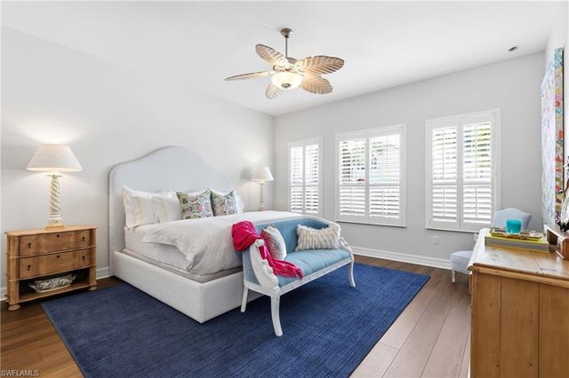 6631 Monterey PT, Naples, FL 34105
