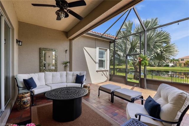 6631 Monterey PT, Naples, FL 34105