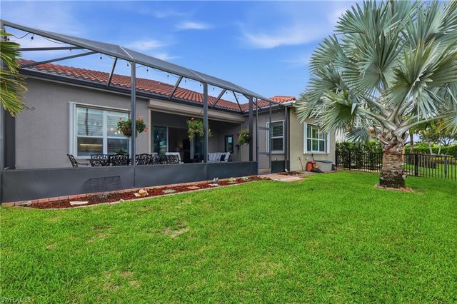 6631 Monterey PT, Naples, FL 34105