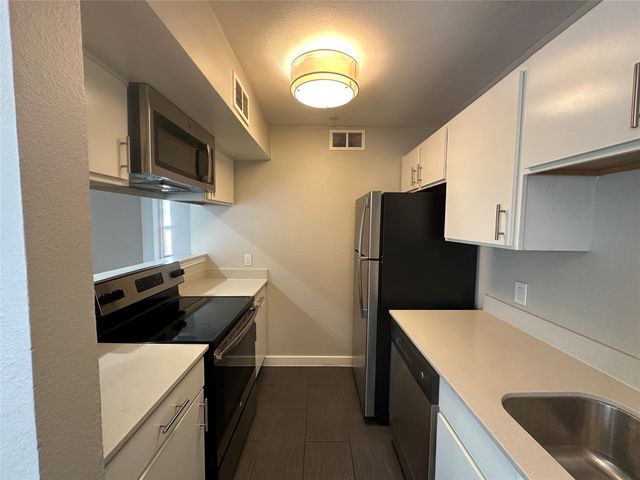 5408 Reiger Avenue 303, Dallas, TX 75214