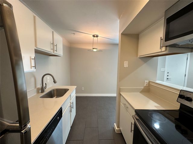 5408 Reiger Avenue 303, Dallas, TX 75214