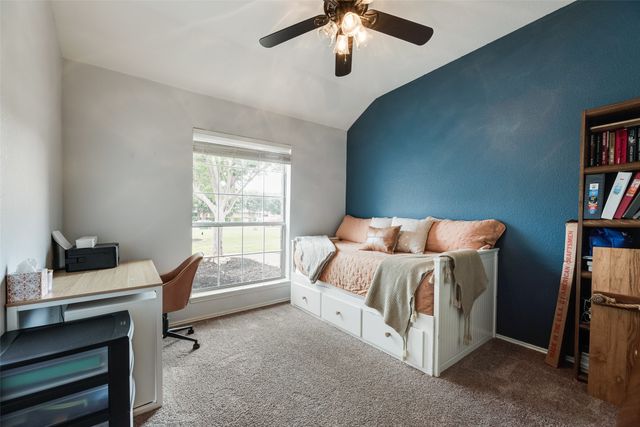 104 Bent Creek Court, Waxahachie, TX 75165