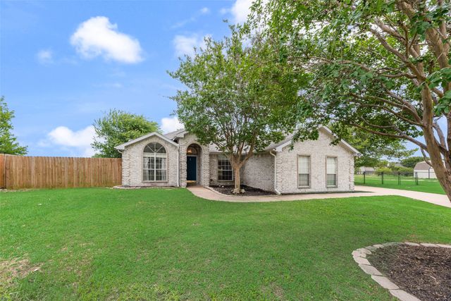104 Bent Creek Court, Waxahachie, TX 75165