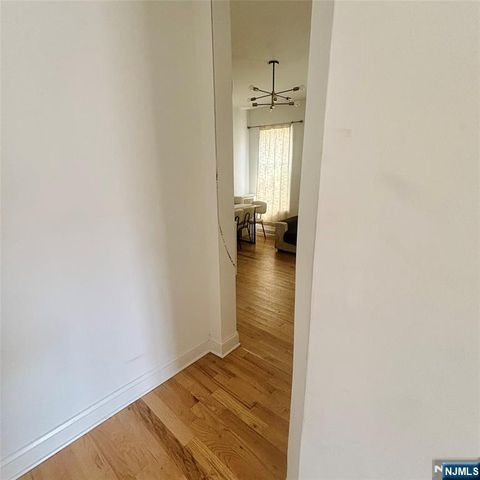 43 Bragaw Avenue Floor 1, Newark, NJ 07112