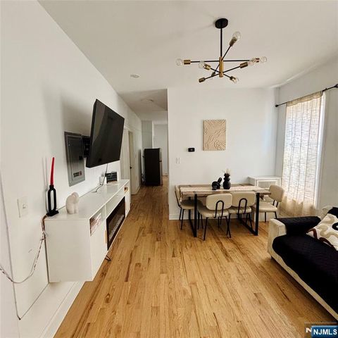 43 Bragaw Avenue Floor 1, Newark, NJ 07112