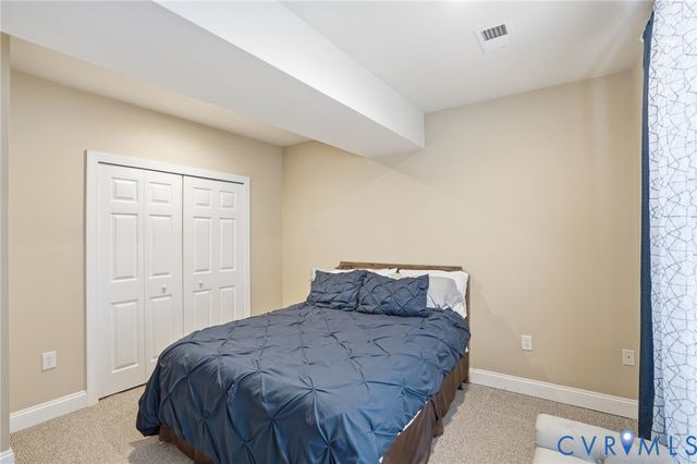 25 Tara Woods Dr, Bumpass, VA 23024