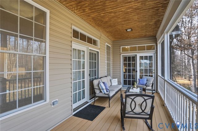 25 Tara Woods Dr, Bumpass, VA 23024