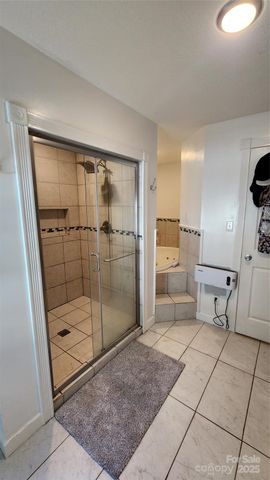 1235 Sulphur Springs Road, Waynesville, NC 28786