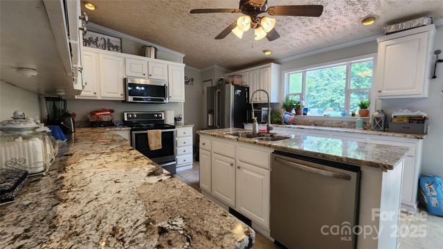1235 Sulphur Springs Road, Waynesville, NC 28786