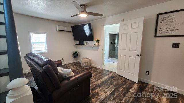 1235 Sulphur Springs Road, Waynesville, NC 28786