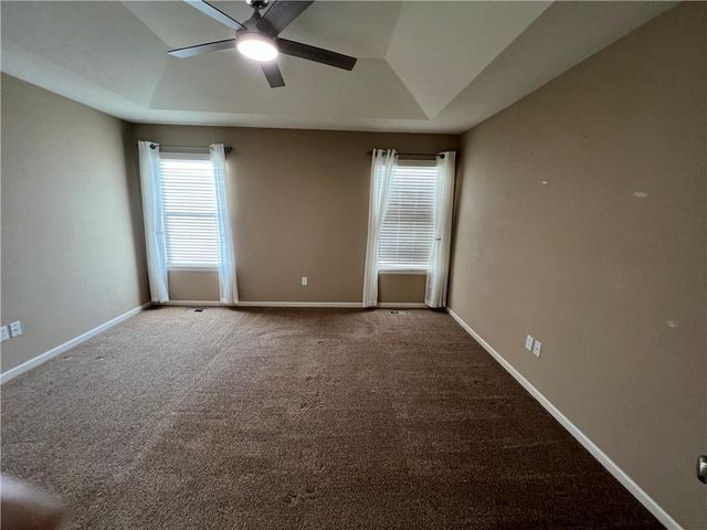 109 NW 90th Place, Kansas City, MO 64155