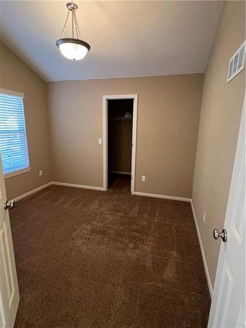 109 NW 90th Place, Kansas City, MO 64155