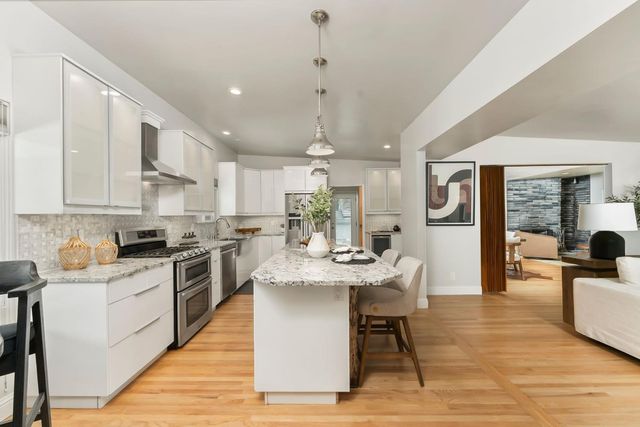 4935 Fair Oaks Blvd, Carmichael, CA 95608