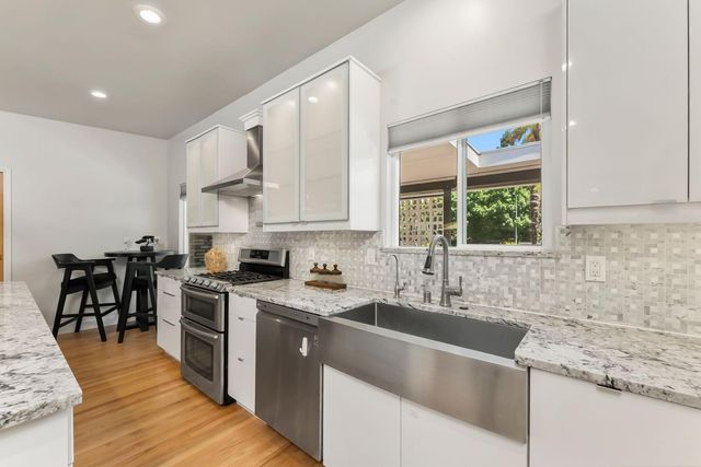 4935 Fair Oaks Blvd, Carmichael, CA 95608