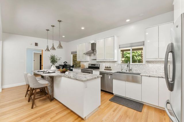 4935 Fair Oaks Blvd, Carmichael, CA 95608