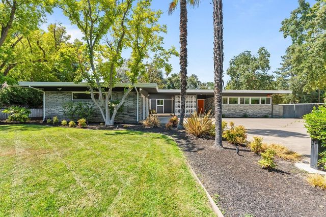 4935 Fair Oaks Blvd, Carmichael, CA 95608