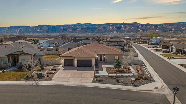 944 Adobe View Way, Fruita, CO 81521