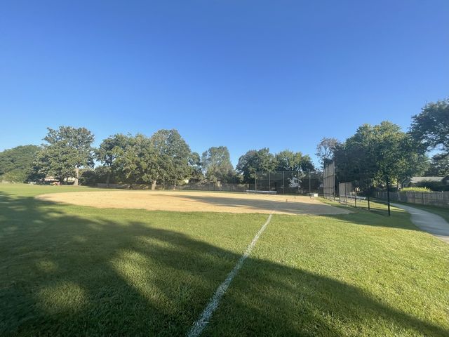 2300 Beau Monde Terrace 111, Lisle, IL 60532